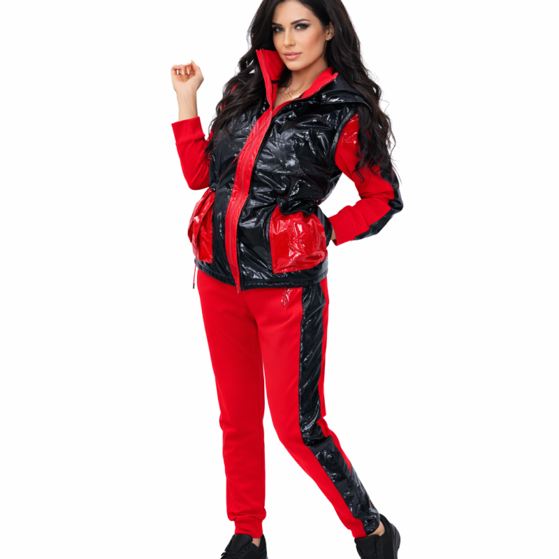 Damski kostium trzyczęściowy z kapturem  czerwony