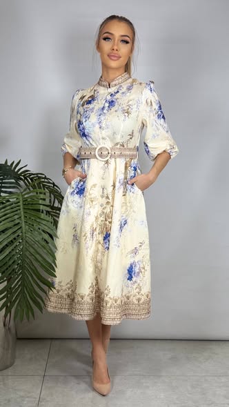 Romantyczna sukienka vintage