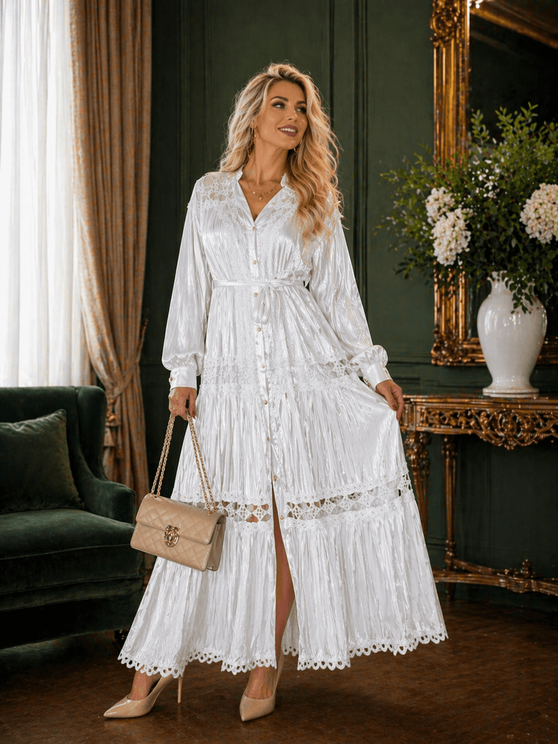 Elegancka biała długa sukienka boho z koronką i długim rękawem, idealna na komunię, chrzciny, wesele oraz wiosenne i letnie przyjęcia.