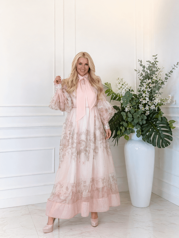 Długa sukienka pudrowy róż – wesele, komunia | wiosna lato